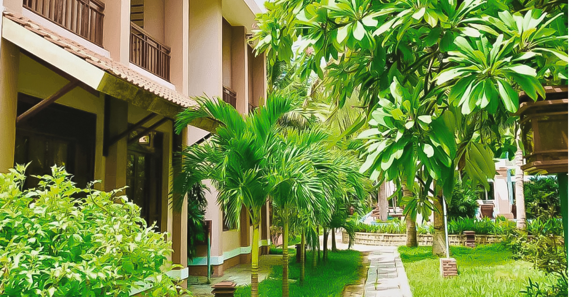 Phòng Deluxe Garden View - Long Thuận khu lưu trú cao cấp nằm cạnh biển Ninh Chử, tp Phan Rang, Ninh Thuận. LH đặt phòng: 0259 2220 200