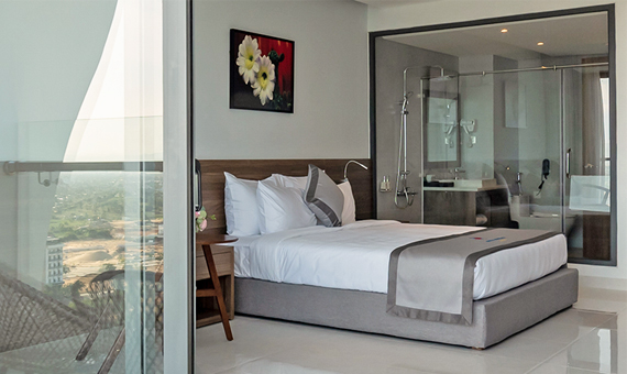 Deluxe Ocean View Room - Featuring 214 spacious guest rooms with each up to 38m2 either with ocean view or city view.