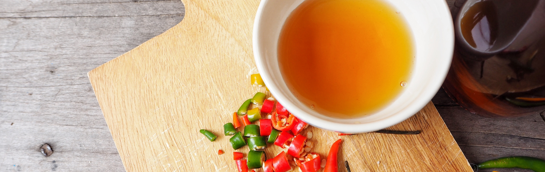 ĐIỀU GÌ LÀM NÊN HƯƠNG VỊ NƯỚC MẮM CỐT NHĨ CÀ NÁ TRỨ DANH (NINH THUẬN)